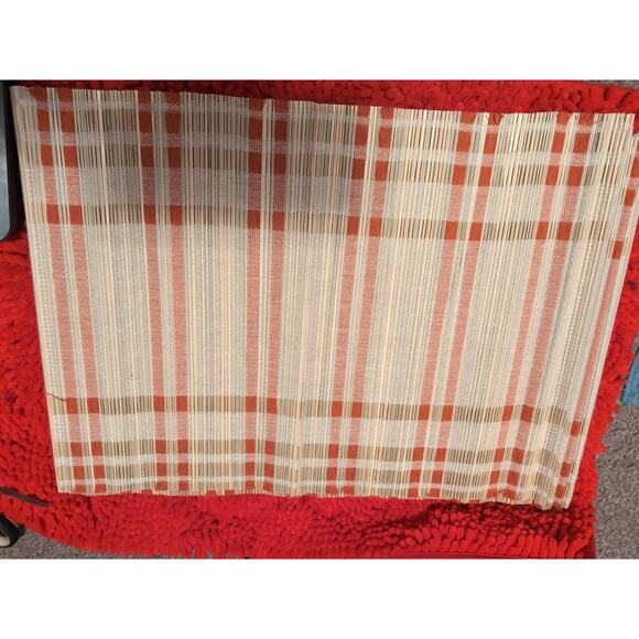 LMH Home Handmade Straw Placemats 6 Pack 13x9" Tan/Red - Picture 2 of 2